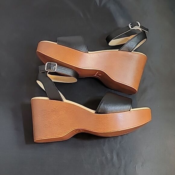 BRAND NEW ME TOO OPEN TOE BLOCK HEEL WEDGE STYLE WOMEN"S SANDAL - Picture 14 of 15